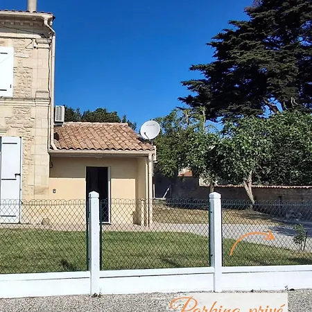 Pierres D'estuaire Holiday home Valeyrac